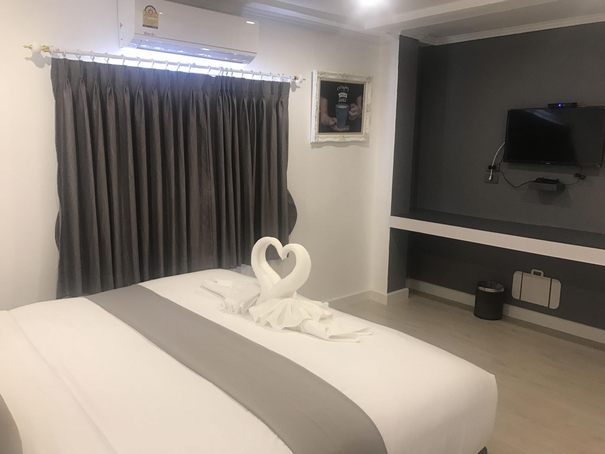 White House By 88 Hotel Phang Nga Exterior photo